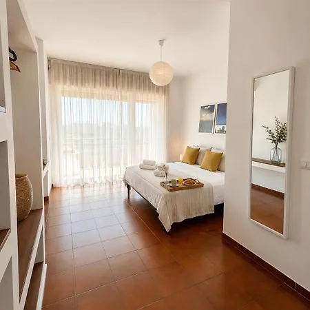 Canneddi Boutique Farm Bed & Breakfast